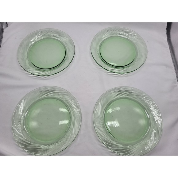 Pyrex Other - Pyrex Spring Festiva Green Swirl Dishes